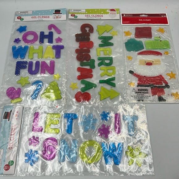 4 NEW packages of Gel Window Clings Christmas Santa reindeer snowflakes winter - Picture 1 of 2